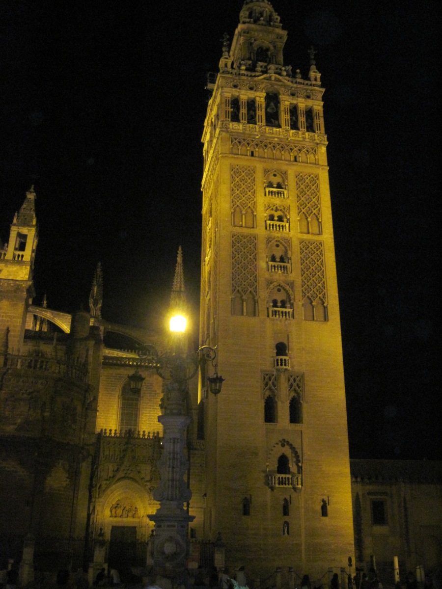 Torre campanaria della Cattedrale- la Giralda